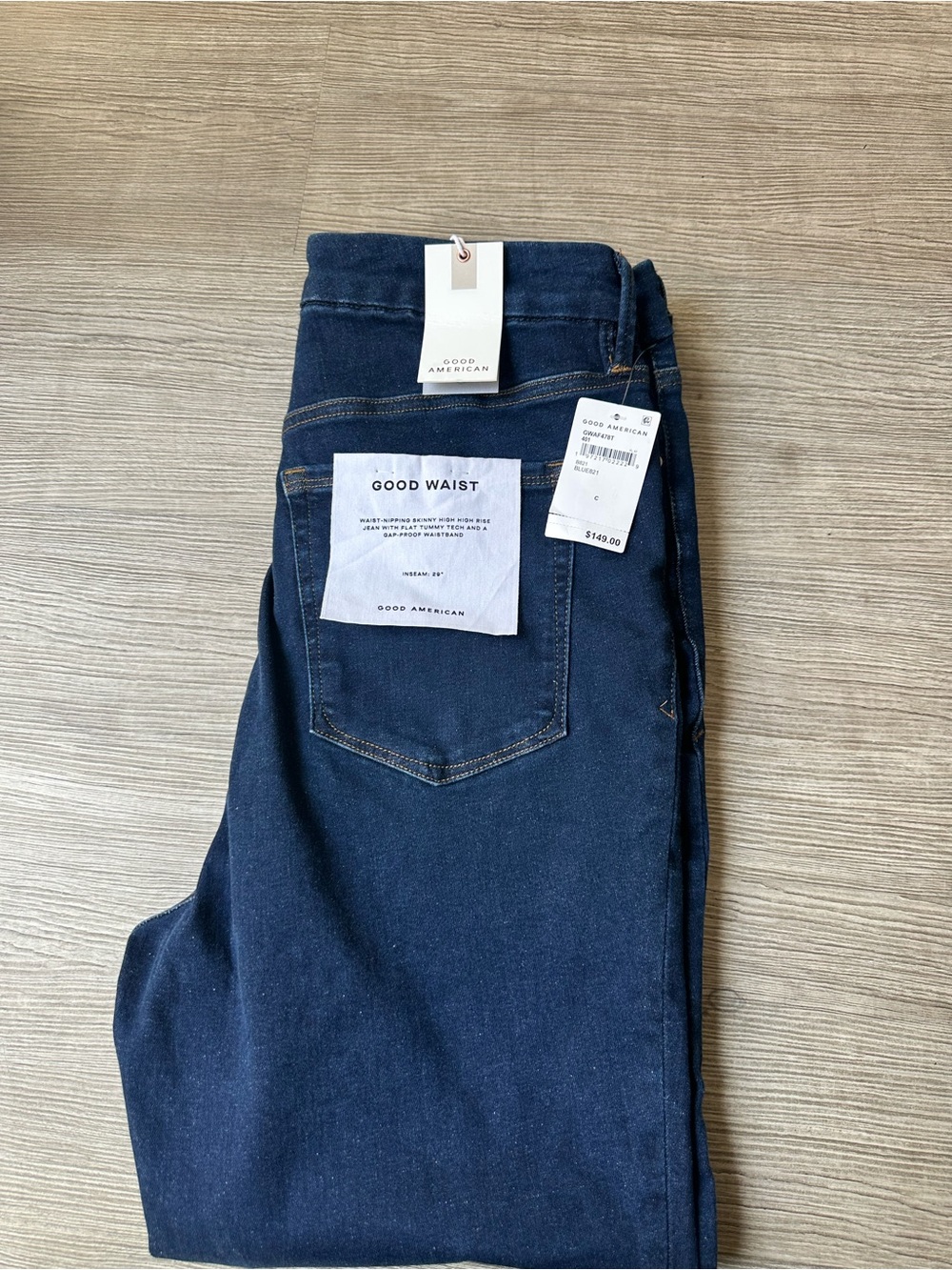Good American Navy women Slim Straight Jeans
